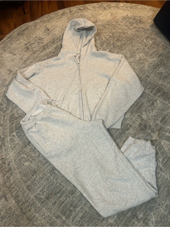 SKIMS Pants - SKIMS Light Gray Zip Hoodie & Joggers Set